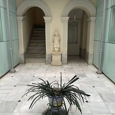 Апартаменти 1 Cozy Bedroom In Center Jerez *